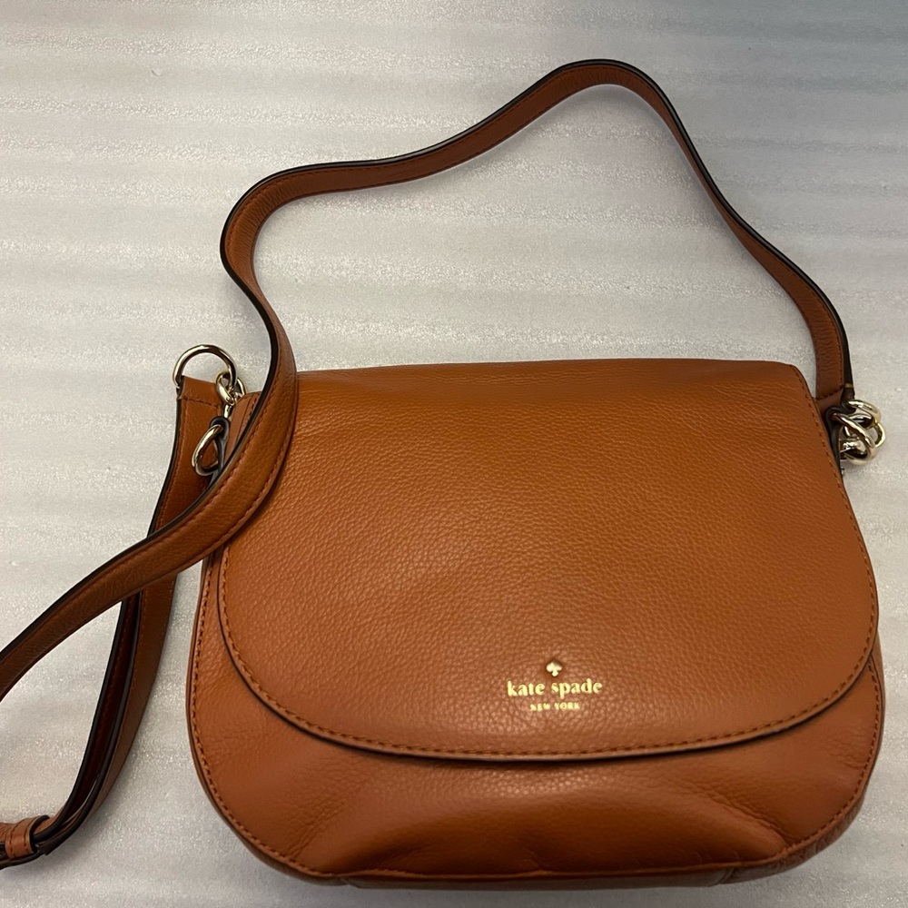 Kate Spade cross body saddle bag